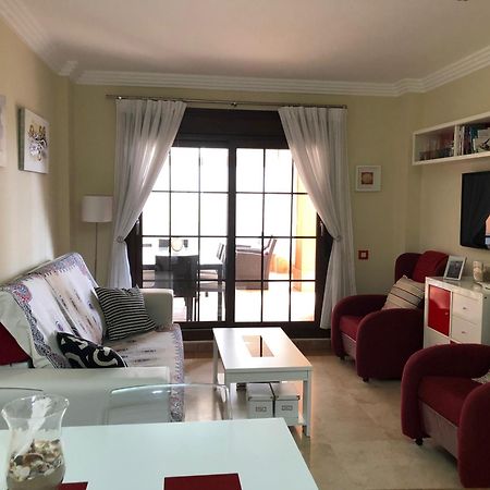 Apartamento Urbanizacion De Lujo En Primera Linea De Playa Isla Canela Ngoại thất bức ảnh